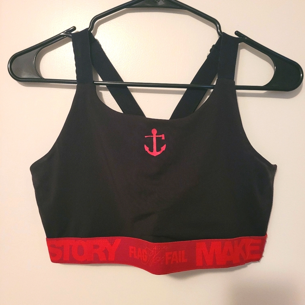 Sports bra